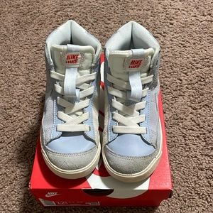 Kids Nike Blazer size 12.5c